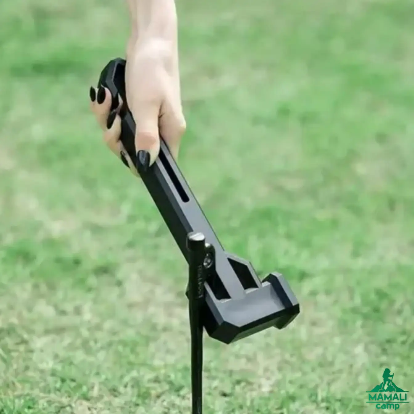 چکش میخ‌کوب بلک داگ مدل CBD2450PJ012
