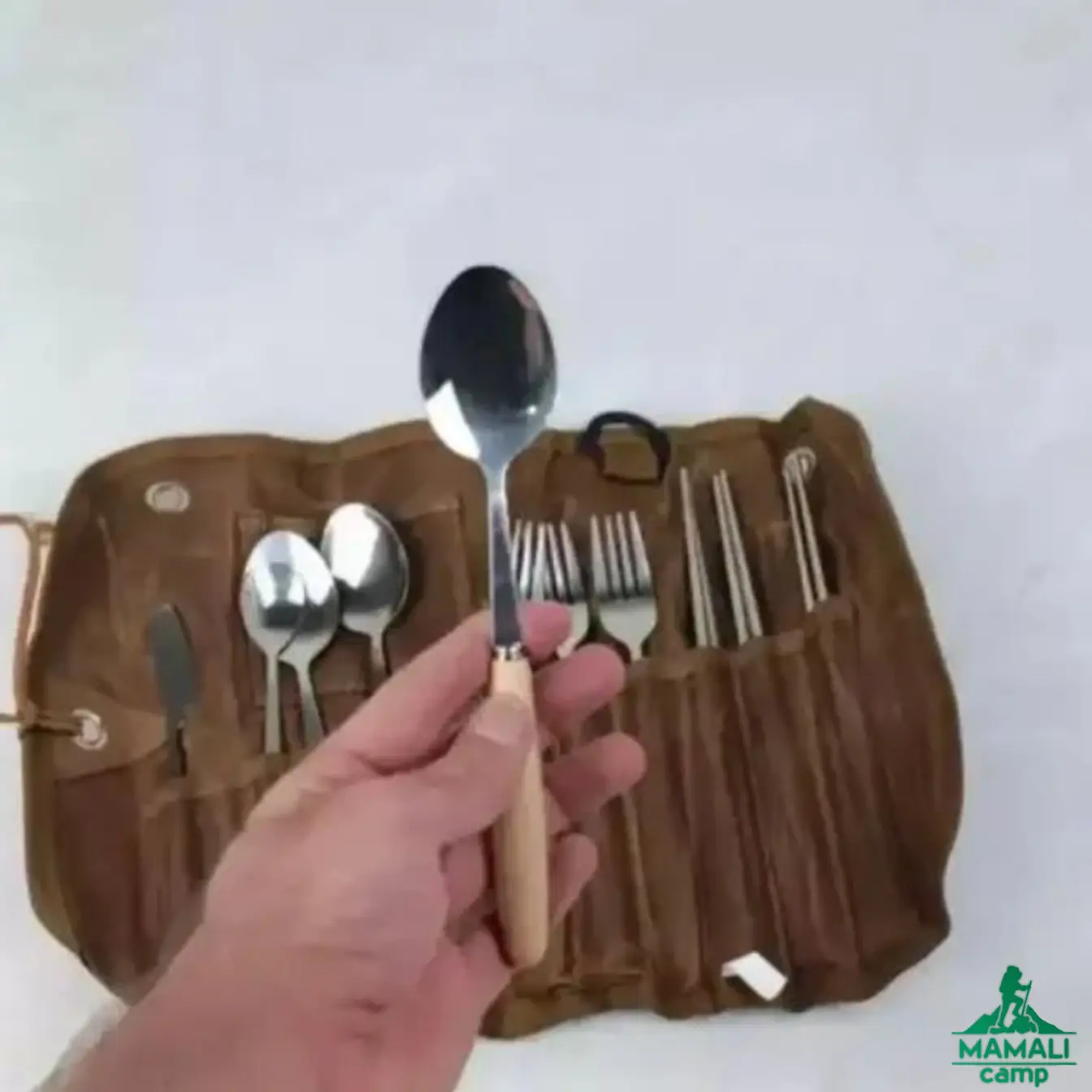 ست قاشق چنگال 3 نفره با کیف چرمی ماونتین هایکر مدل SZK453