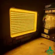 چراغ پروژکتور شارژی خورشیدی 400 وات مدل W8109-2